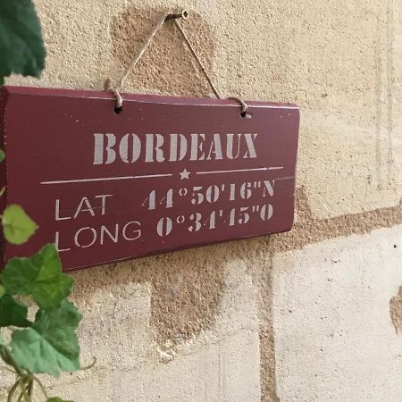 B&B Le Miroir Aux Fees Bordeaux Eksteriør bilde