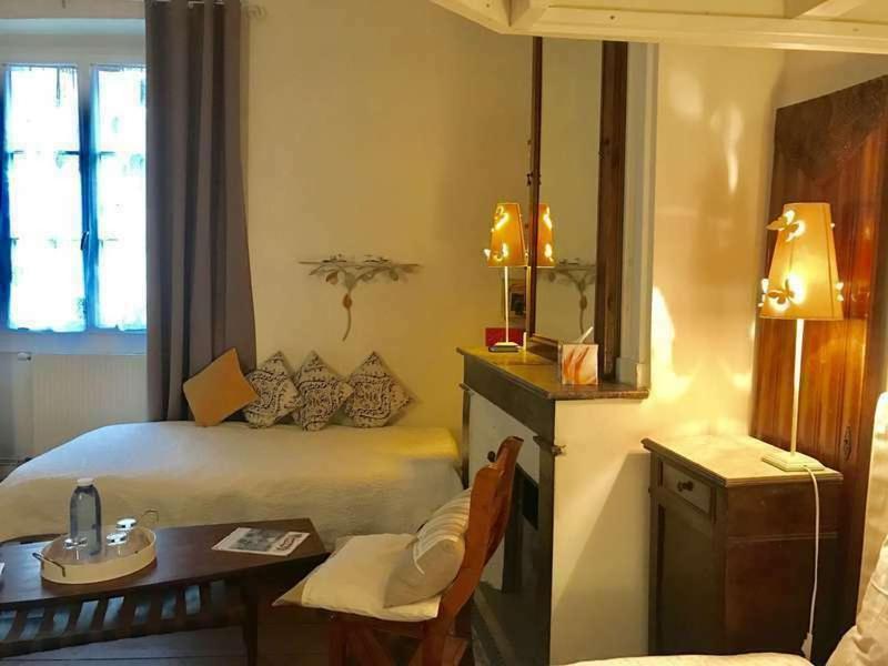 B&B Le Miroir Aux Fees Bordeaux Eksteriør bilde