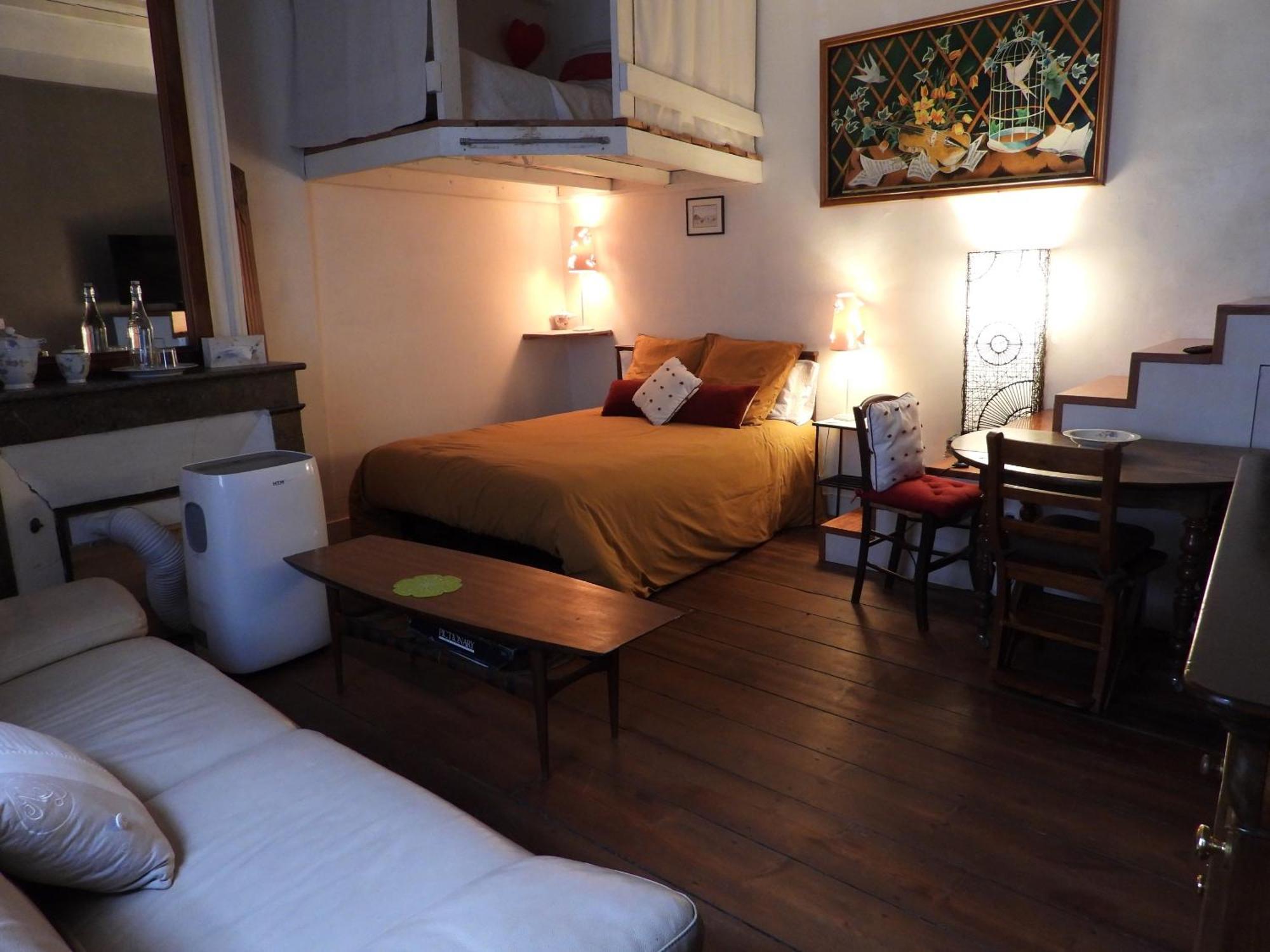 B&B Le Miroir Aux Fees Bordeaux Eksteriør bilde